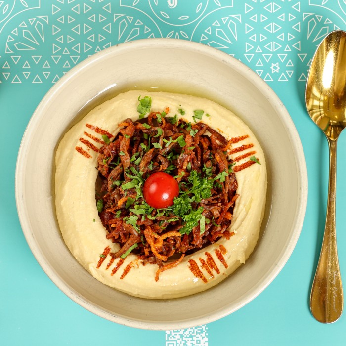 Lamb Liver With Hummus