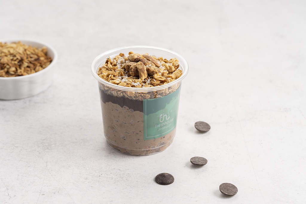 Fresh house Oats with Nuts