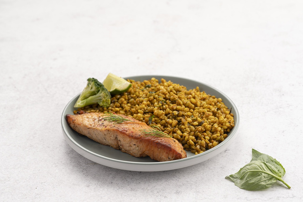 Grilled Salmon Freekeh