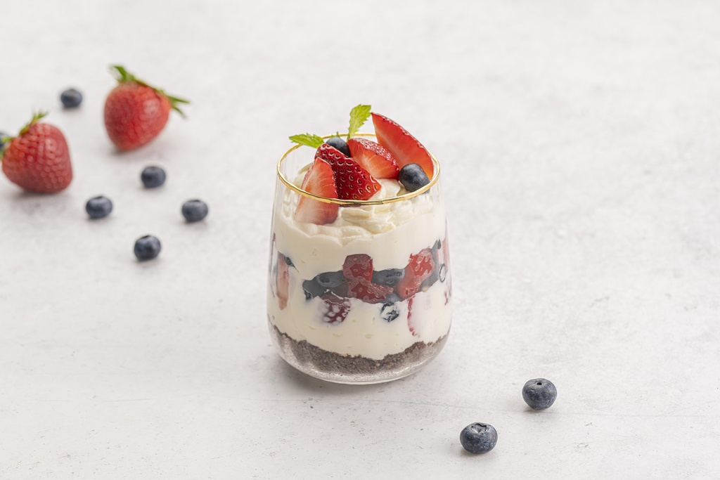 Low-Carb Cheesecake Parfaits