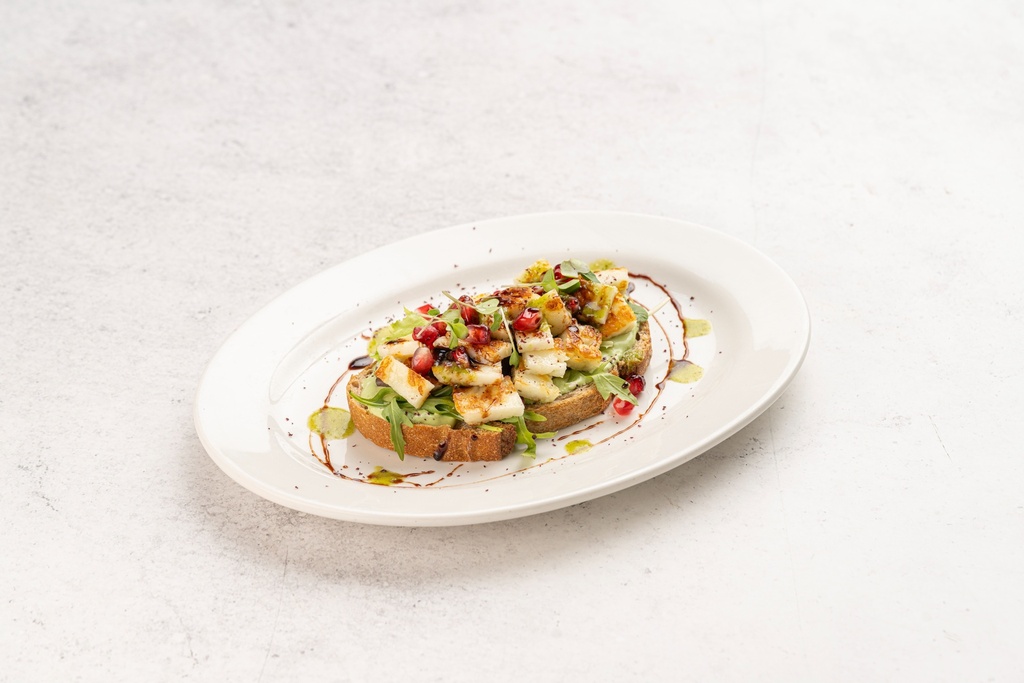 Halloumi Avo-toast Sandwich (H)